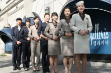 갤러리아, 직원 유니폼 새롭게 선보여