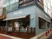 [화제] 크라운베이커리, ‘딜리댈리’ 강남점이 사라진 이유