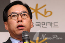 [포토] 최기의 KB국민카드 사장 언제나 고객을 최우선으로 생각해 왔다