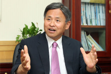 전현철 중견련 상근부회장 중견기업이 한국 경제의 허리