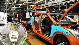 車3사 파업 돌입..생산라인 올스톱