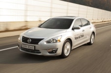 [시승기] 닛산 뉴 알티마, 슈퍼 대디 위한 필수 車