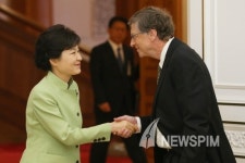 박 대통령 빌 게이츠, 이 시대 우리가 필요한 인재