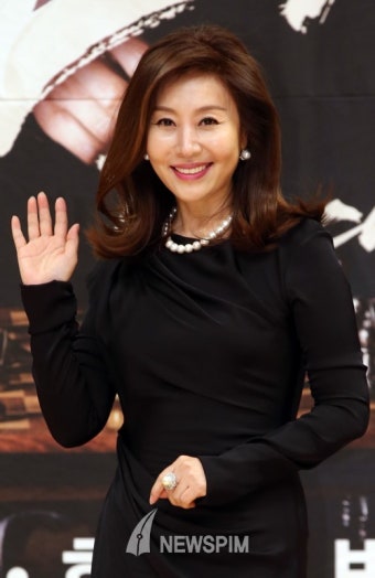 '펀치' 최명길 