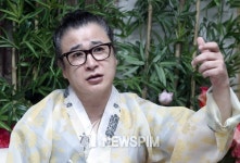 한국 대표 무속인 무당금파, 4월 굿모닝 배뱅이로 연극 도전