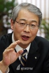 미국, 중국의 패권 도전 부인하며 한국 전시작전통제권 전환 논의에 고무적 발언 및 방위비 증액 공약 재확인