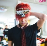 지드래곤, '쇼미더머니4' 목걸이 착용 인증샷..."GD X SMTM4, 빨간스카프 베베"