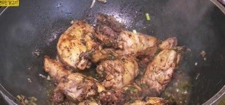 2TV 저녁 생생정보 닭고기 맛집, 장작 통닭구이vs닭날개 만두vs부대 닭갈비...위치는?