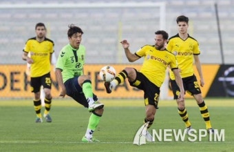 전북 도르트문트 이동국 골 불구 1대 4패 ... 박주호는 쐐기골, 아우바메양 골은 무효 선언