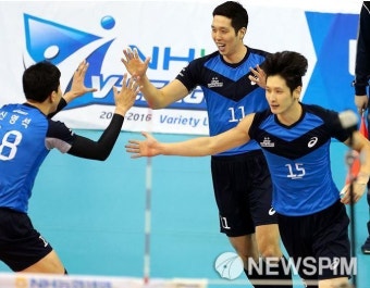 현대캐피탈, 한국전력 3-0 완파 15연승... 25일 OK저축은행 꺾으면 7년만의 우승 확정