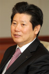 강대석 사장, 신한금융투자 최초 3연임 성공