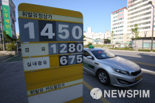 국내 휘발유 가격 하락…더 떨어진다