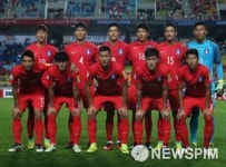 [한국 우즈베키스탄] 피파랭킹 48위와 슈틸리케 운명 걸린 단두대 매치... 저녁8시, JTBC 생중계