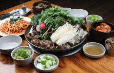 2TV 생생정보 보쌈 해물탕 vs 물갈비칼국수 맛집…맛있는 아이디어 특별한 맛