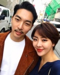 나르샤, 남편 황태경과 한 컷 연애할 땐 사진 많이 찍었는데