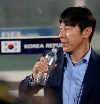 한국, 포르투갈전 1대3패... 신태용 감독 “축구발전위해 전술 실험, 이승우·백승호도 더 성장해야” (2017 FIFA U-20 월드컵 8강 좌절)