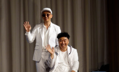 데뷔 20주년 클론, 강원래 구준엽 여전한 젊음의 에너지…EveryBody 외쳐, We Are (종합)