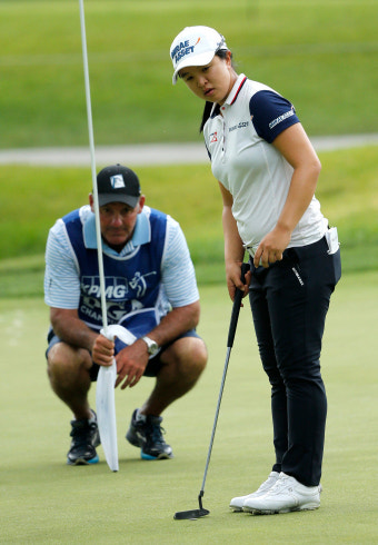 김세영 공동선두... 최운정·이미향 공동3위, 유소연은 8위 (여자 PGA KPMG 챔피언십 2R)