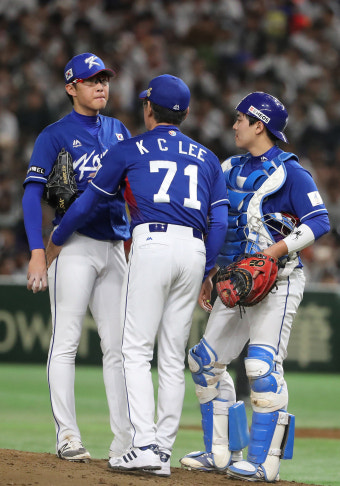 ‘평행이론 실패’ 한국, 일본에 참패... 아시아 프로야구 챔피언십 준우승 ‘김윤동 설욕 실패’
