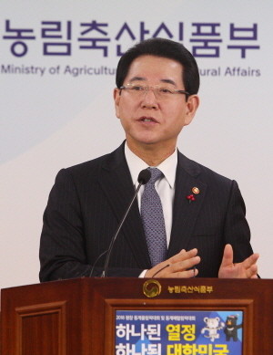 김영록 전남지사, 3선 출마 선언…지난 7년 재임 동안 열심히 일해온 결과