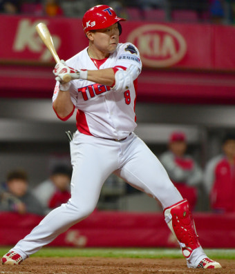 ‘안치홍 1이닝 홈런 2개’ KIA 타이거즈, 대포 6개로 프로야구 2연승