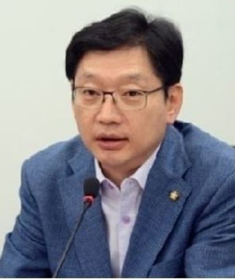[정치 풍향계] '대통령 복심' 김경수, '드루킹 댓글공작' 묵시적 용인했나