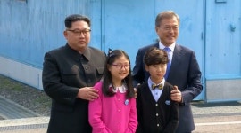 [영상] 두 정상 아저씨들 이제 싸우지 마세요