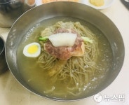 [남북정상회담] 시민들 김정은, 냉면 이야기 하길래 먹으러 왔어요