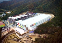 [단독] 쿠팡 덕평물류센터, 연약지반에 부등침하 가능성…옹벽 붕괴 위험