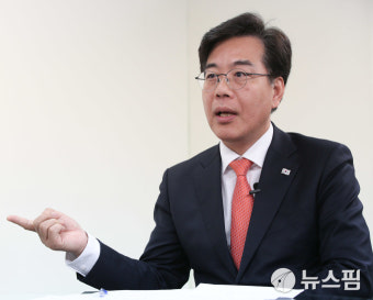 [클로즈업] 지방선거서 한국당 승자로 우뚝 선 송언석