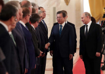 문 대통령 남북·북미회담 합의 실천 위해 러시아와 긴밀 공조