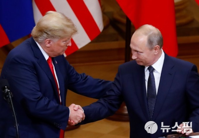 트럼프-푸틴-젤렌스키 3자 회담 추진, 유럽은 제외 예정