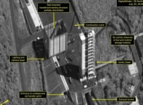 北, 서해위성발사장서 로켓엔진시험대 등 주요 시설 해체- 38노스