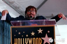 [포토스토리] 잭 블랙 "이 별이 내꺼야!"…할리우드 