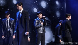 [사진] 더 맨 블랙 데뷔, Various Colors