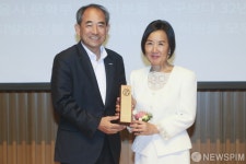 [사진] 박은희 한국페스티벌앙상블 대표, 서양음악 부문 문화상 수상