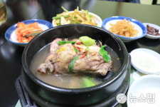 그릇부터 반찬 하나하나까지 섬세한 손길… 맛과 건강 모두 잡은 제천 맛집