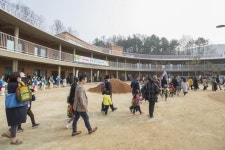 세종시교육청, 전국 첫 공립 단설 숲유치원 개원…숲속에서 뛰놀자