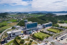 신안군 ‘꽃 피는 1004섬 조성’ 미세먼지 차단 숲 역할 기대