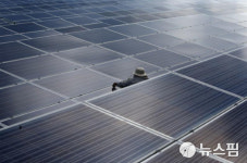 [베트남 리포트] 하노이, 남는 태양열 보내면 금전으로 보상