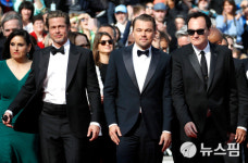 [사진] 칸 레드카펫 밟은 영화 