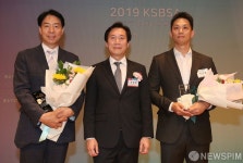 [사진] 기술보증기금 이사장상 수상한 사이버테크프랜드-위쿡