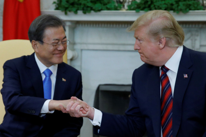 미국 대통령 트럼프와 러시아 대통령 푸틴, 중동과 우크라이나 문제 논의한 전화회담 발표