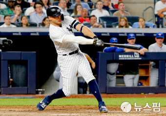 MLB 역사상 처음! 뉴욕 양키스, 시즌 두 차례 1회 3타자 연속 홈런 달성