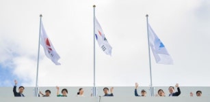 순천 시청사에 한반도기 게양...평화통일 기원 의미