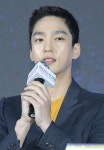 [사진] 인사말 하는 배우 구원