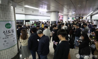 [사진] 서울 지하철 노사협상 타결...'출근길 대란 막았다'