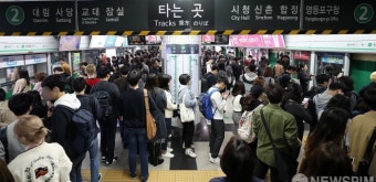 [사진] 서울 지하철 노사협상 타결...'정상운행'