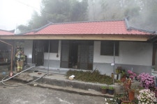 옥천 대천리 주택서 불…70대 노인 화상