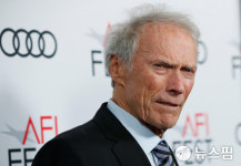 [사진] 영화 리처드 주얼 프리미어 온 클린트 이스트우드